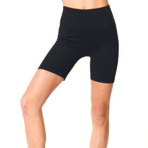 NWT NUX Active The Good Short in Black